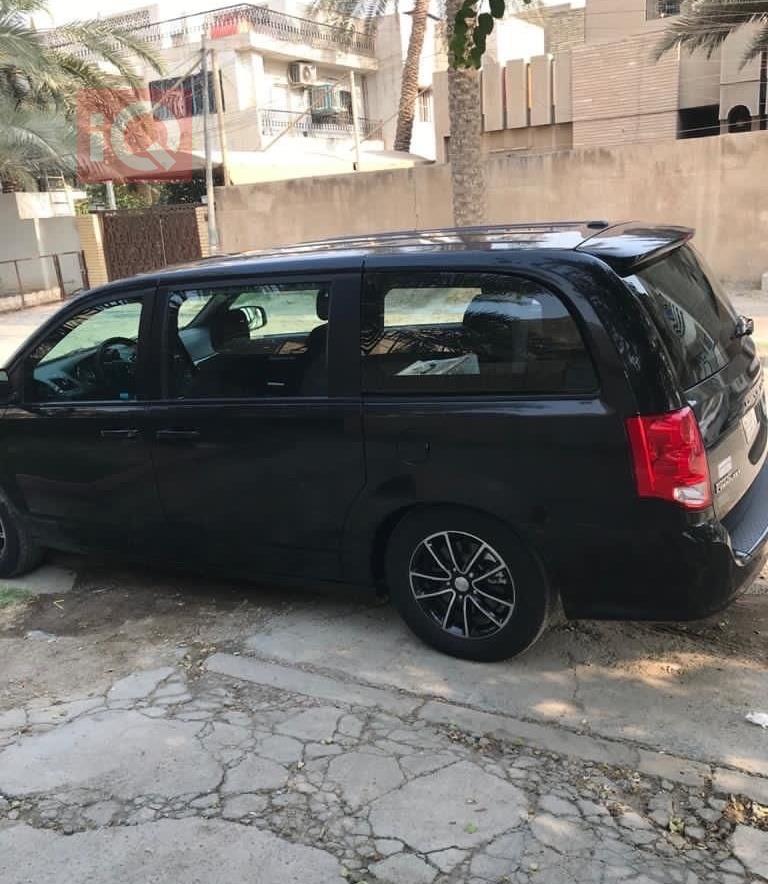 دودج جراند كارافان